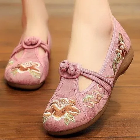 Women Slip on Flat Shoe Embroidered Shoes Chinese Culture Shoe